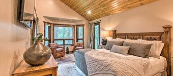'blue Spruce Cabin' w/ Hot Tub & Resort Amenities