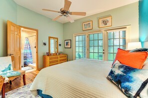 Apartment (3 Bedrooms) | Interior - Sunny Titusville Retreat Near Space Coast! (Titusville)