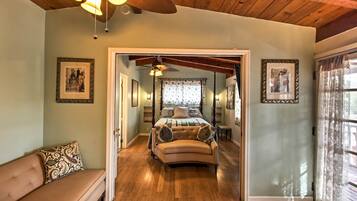 1 bedroom, bed sheets