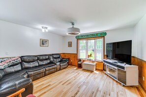 Talo (4 Bedrooms) | Sisätilat