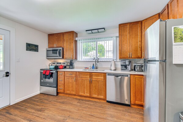 House (4 Bedrooms) | Interior - Montour Falls Home: 2 Mi to Seneca Lake & Wineries (Montour Falls)