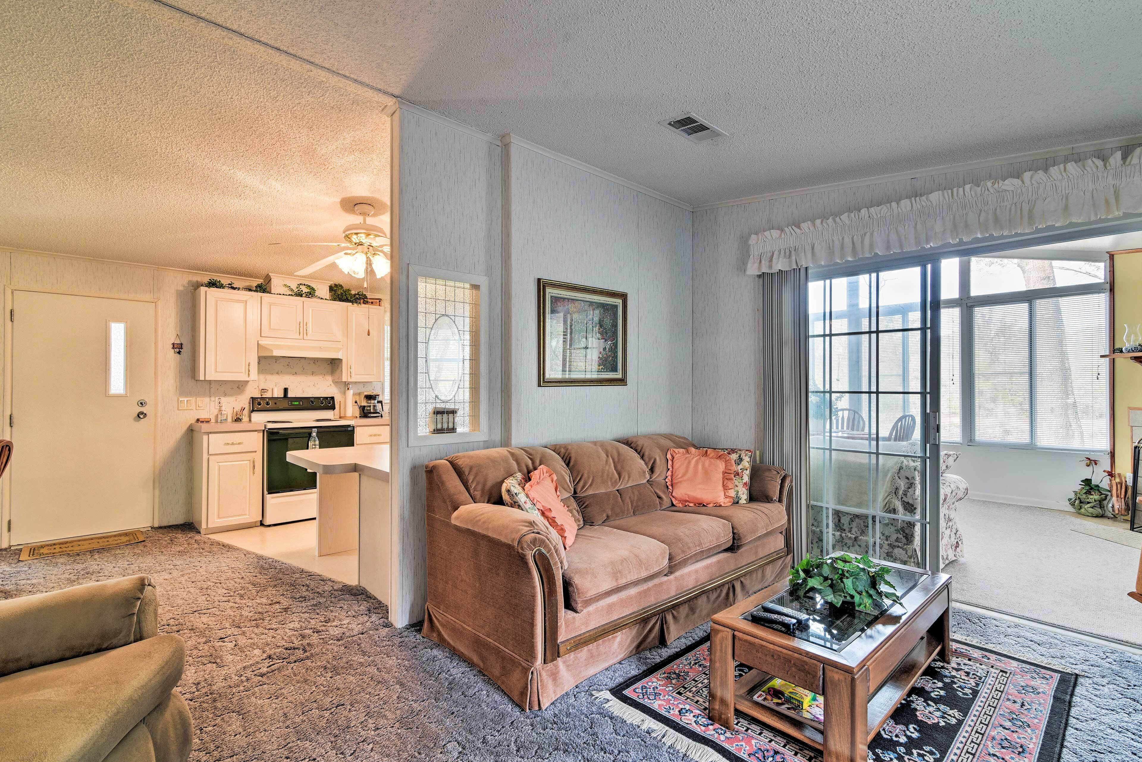 Rumah (2 Bedrooms) | Interior