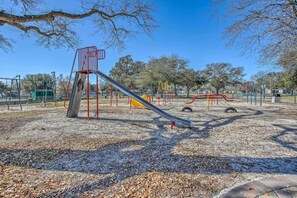 House (5 Bedrooms) | Interior - Home w/ Deck: 1 Mi to Surfside Beach Access! (Murrells Inlet)