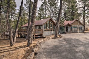 Exterior - Central Ruidoso Mountain Home w/ Step-free Access! (Ruidoso)
