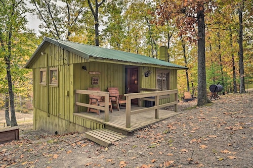 'matt Dillon' Cabin ~ 1 Mile to Raystown Lake!