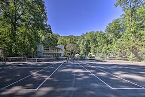 House (2 Bedrooms) | Interior - 4 Mi to Gatlinburg Strip: Serene Cabin w/ Hot Tub! (Gatlinburg)