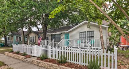 Gulfport Bungalow by Jones Park/beach Access!