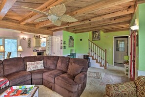 Cottage (2 Bedrooms) | Interior