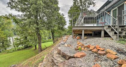 Rubys Landing Cottage w/ Deck & White River Views