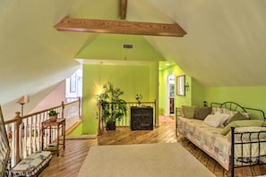 Cottage (2 Bedrooms) | Interior
