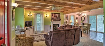 Rubys Landing Cottage w/ Deck & White River Views