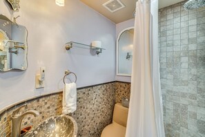 Apartment (0 Bedroom) | Interior - Casita Colibri: Lovely, Romantic Patagonia Retreat (Patagonia)