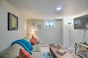 Apartment (1 Bedroom) | Interior