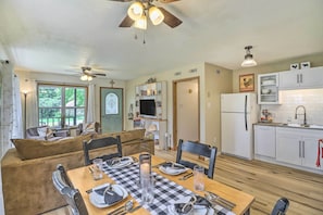 單棟房屋 (3 Bedrooms) | 內部