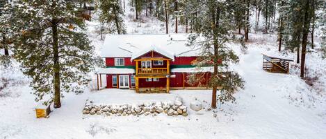 House (4 Bedrooms) | Front of property