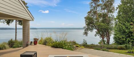 House (3 Bedrooms) | Front of property