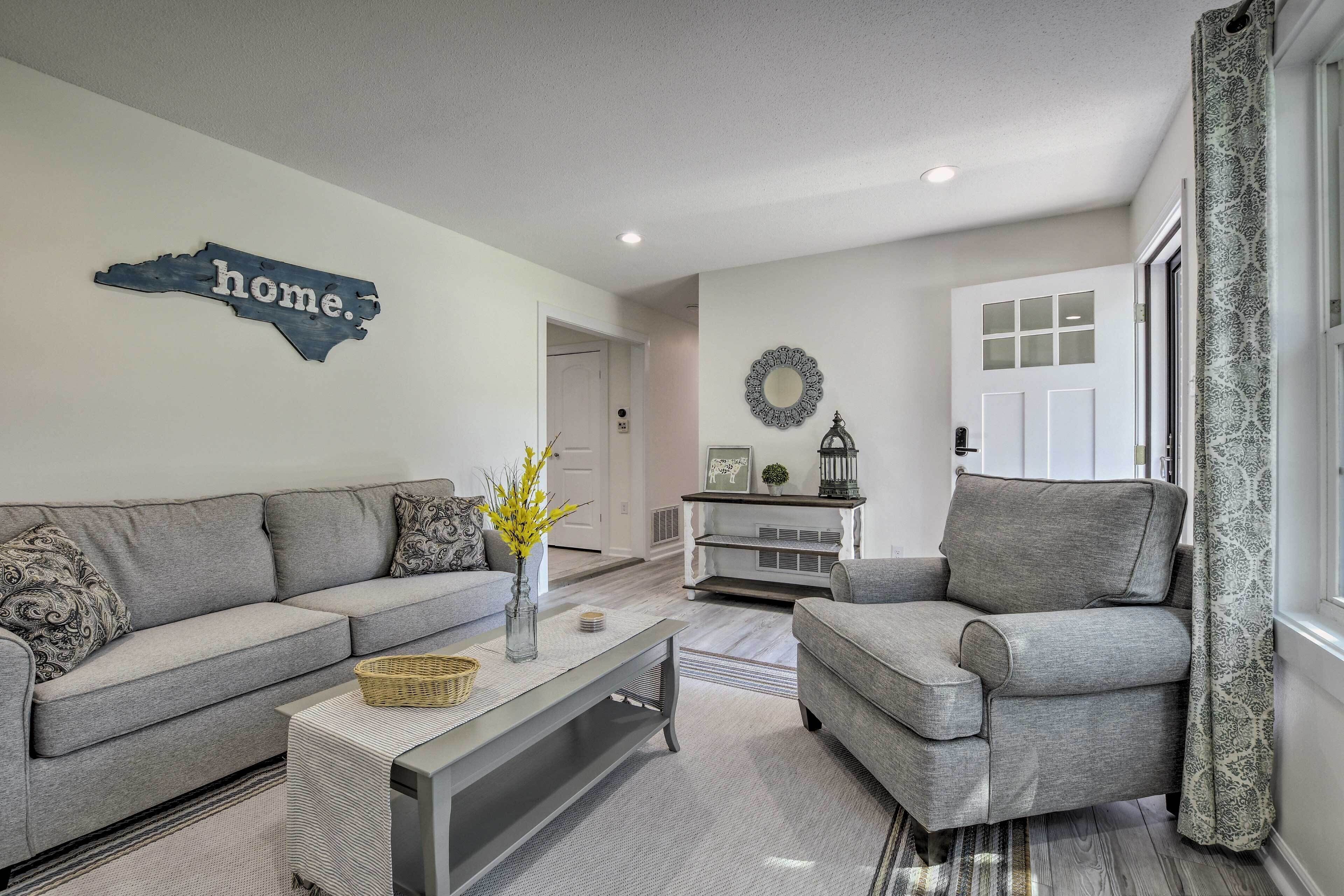 House (3 Bedrooms) | Front of property