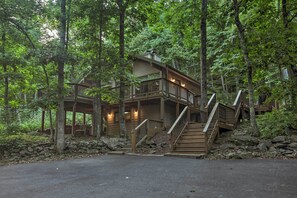House (3 Bedrooms) | Interior - Cozy 'hillside Hideaway' in Wintergreen Resort! (Roseland)