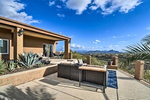 House (3 Bedrooms) | Interior - Luxury Fountain Hills Home w/ Stunning Views! (Fountain Hills)