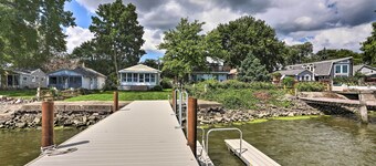 Lake Erie Waterfront Home w/ Sunroom & Yard!