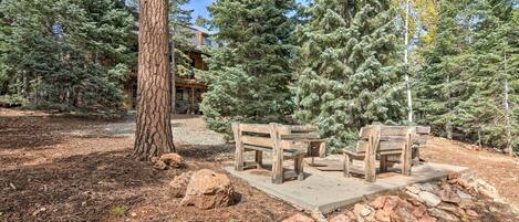 House (5 Bedrooms) | Interior