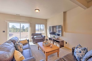 Interior - Woodland Park Home w/ Mountain Views By ATV Trails (Divide)