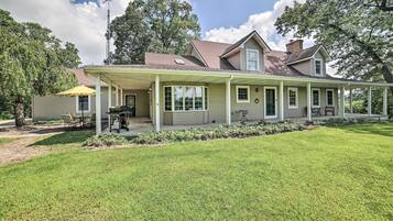 House (5 Bedrooms) | Exterior