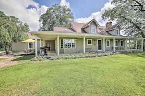 House (5 Bedrooms) | Front of property - Family-friendly Retreat on Long Noble Lake! (Burr Oak)