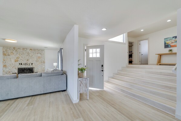 House (4 Bedrooms) | Interior - Pool, Game Room, Hot Tub: Lake Havasu City Oasis! (Lake Havasu City)