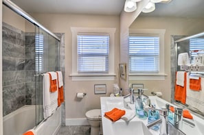 Cottage (2 Bedrooms) | Interior - Eureka Cottage Near Sequoia Park & Old Town! (Eureka)