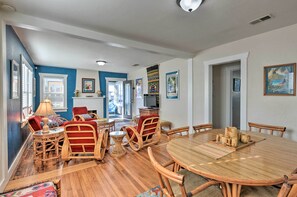 Cottage (2 Bedrooms) | Interior