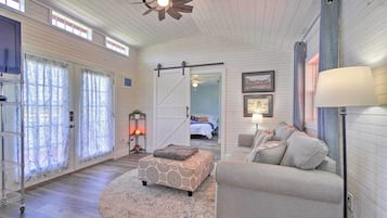 Cottage (1 Bedroom) | Interior