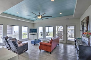 Interior - Walk to Ocean: Bright Crystal Beach House w/ Deck! (Port Bolivar)