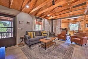 House (3 Bedrooms) | Interior - Cabin in Tonto National Forest: Deck & Views! (Pine)