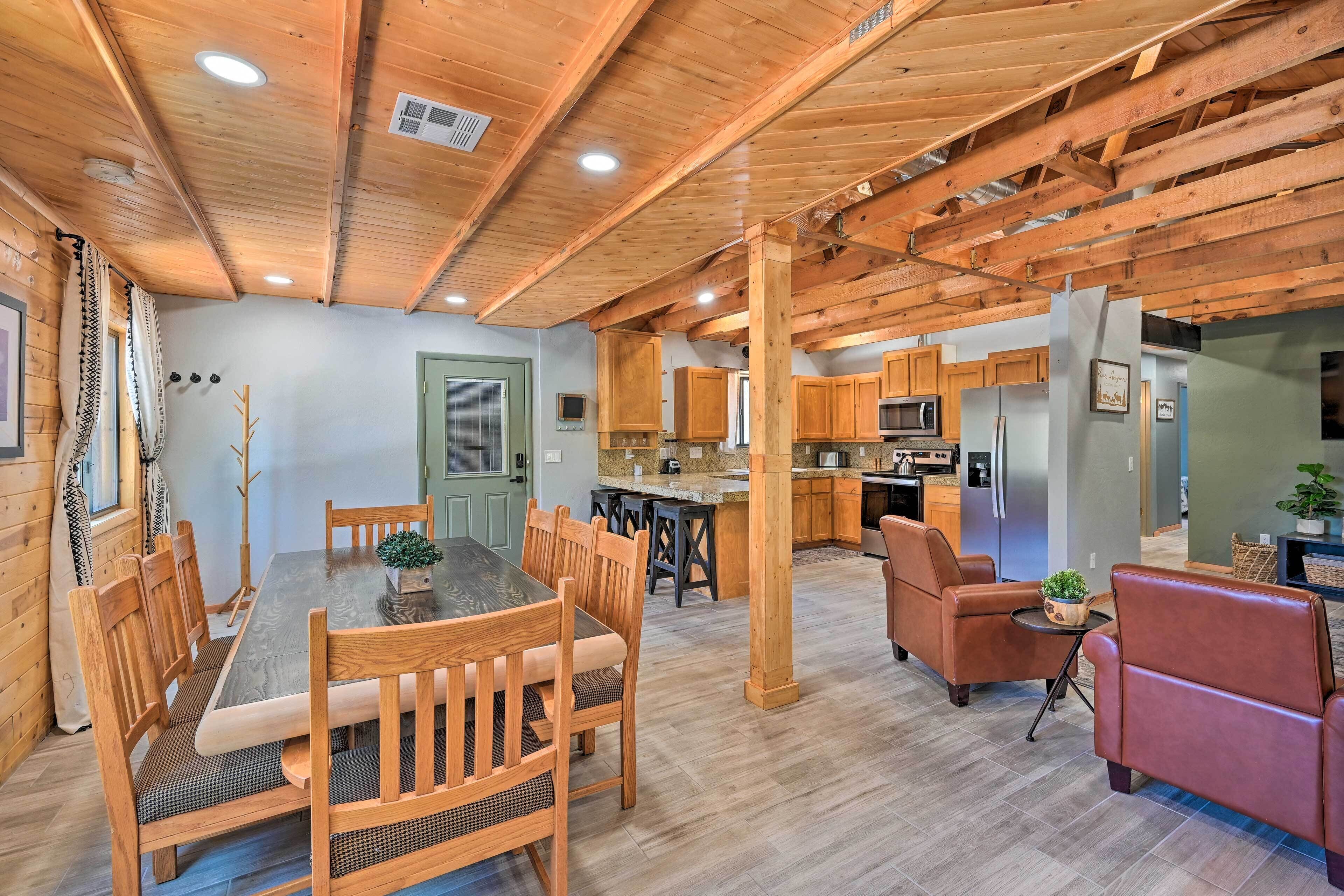 House (3 Bedrooms) | Interior