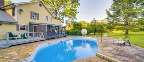 House (4 Bedrooms) | Front of property