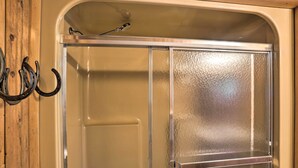 Unclassified image, 4 of 23, button - Whitewood Cabin: Deck, Gas Grill & Hot Tub! (Whitewood)