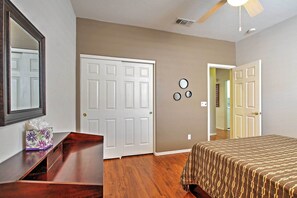 3 bedrooms, iron/ironing board, bed sheets - Zen Phoenix Home on Legacy Golf Course w/ Pool! (Phoenix)