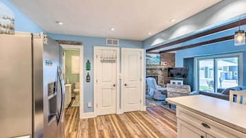 Cottage (2 Bedrooms) | Interior