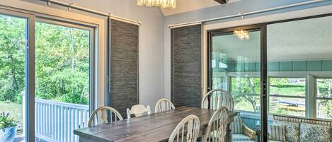 المنشأة من الداخل