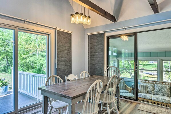 Cottage (2 Bedrooms) | Interior