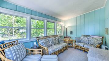 Cottage (2 Bedrooms) | Interior