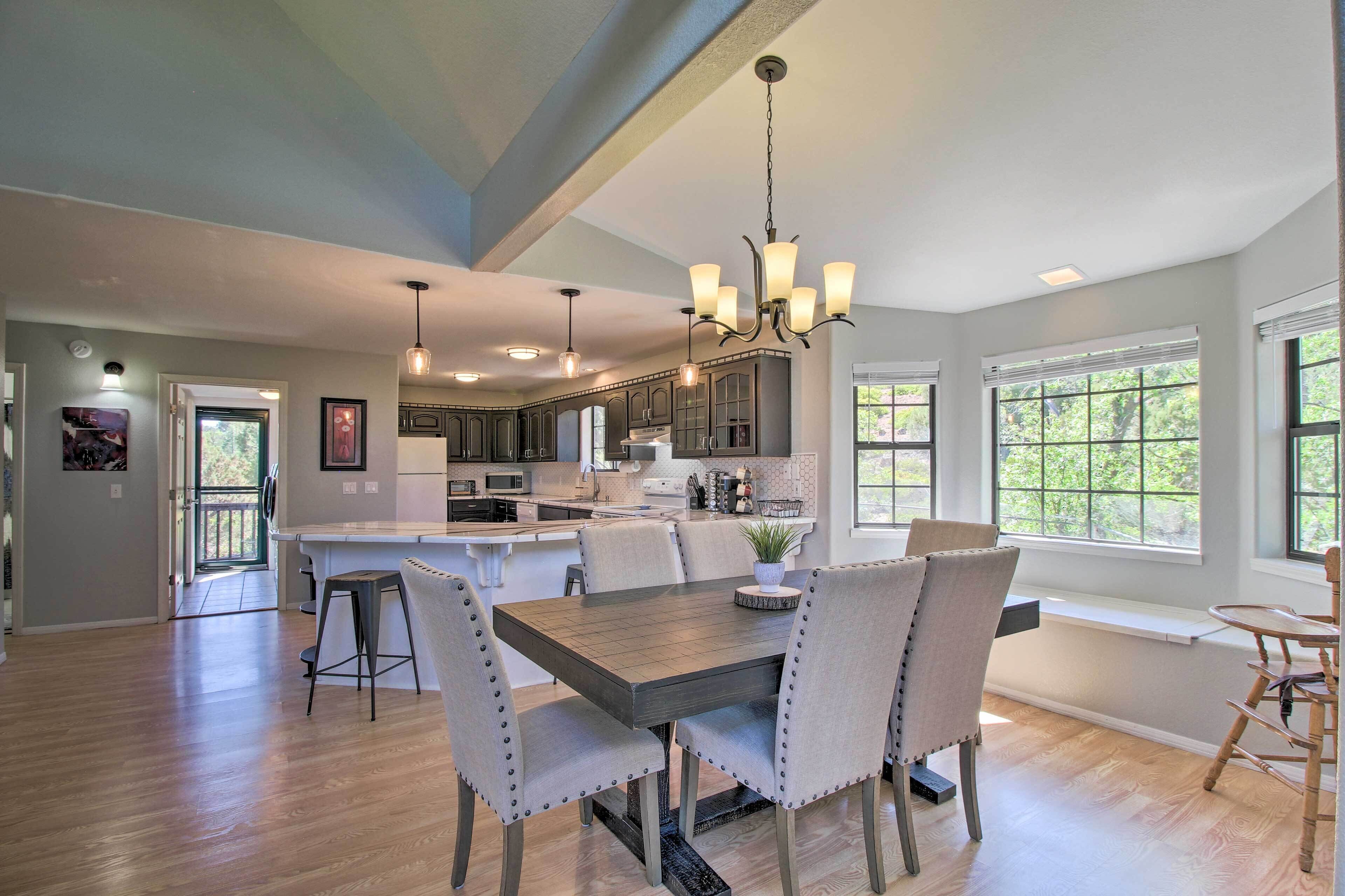 House (2 Bedrooms) | Interior