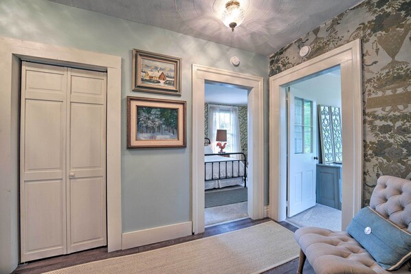 Interior - Historic Westfield Home: 2 Mi to Lake Erie! (Westfield)