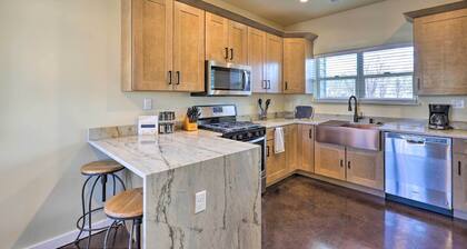Modern Retreat: 3 Blocks to Dtwn Williams + Rte 66