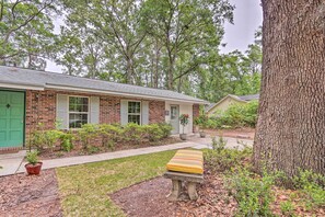 Apartment (0 Bedroom) | Interior - Cozy Studio With Yard, 6 Miles to Dwtn Beaufort! (Beaufort)