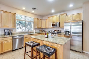 House (4 Bedrooms) | Interior - Golfer's Paradise: Oro Valley Home w/ Pool! (Oro Valley)