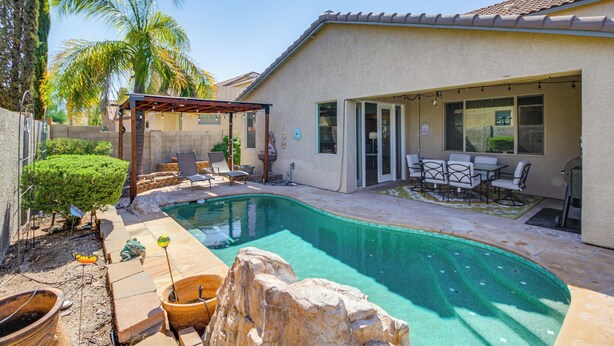 独立别墅 (4 Bedrooms) | 住宿正面