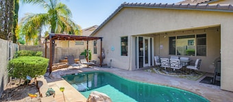 Golfer's Paradise: Oro Valley Home w/ Pool!