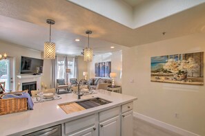 Apartment (2 Bedrooms) | Interior - Near Golfing: Scottsdale Condo w/ Resort Amenities (Scottsdale)